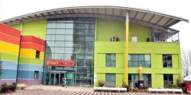 Gürçağ Anadolu Lisesi kampüsü